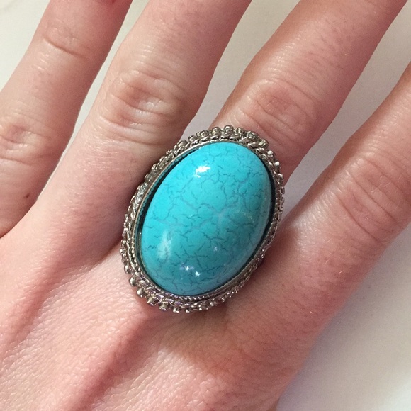 Jewelry - Turquoise Silver Vintage Statement Ring Size 7 1/2